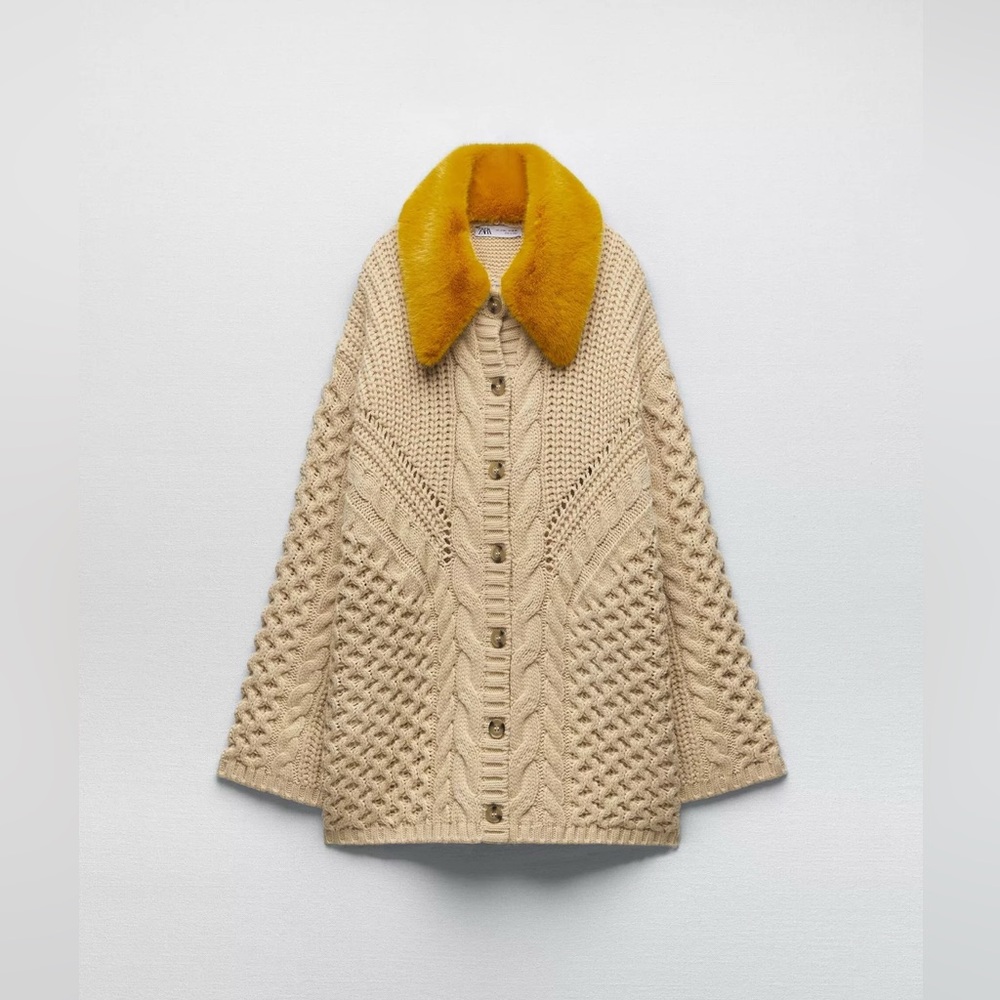 Zara Chunky Cable Knit Cardigan with Detachable Faux Fur Collar M/L